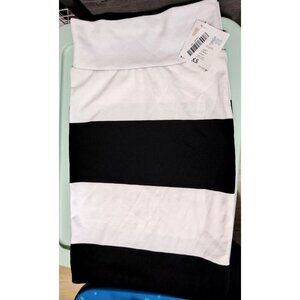 LuLaRoe Cassie XS Black White Stripe Pull On Pencil Skirt